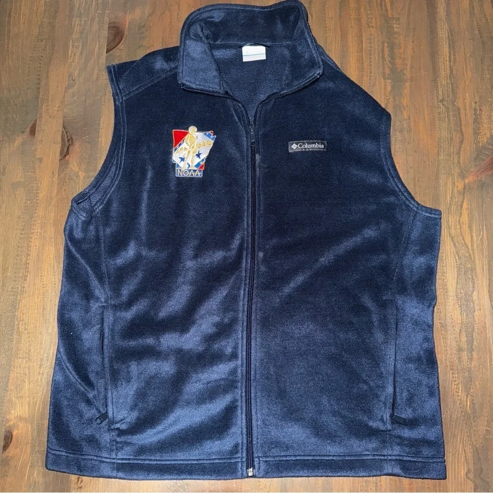 Columbia Fleece Full Zip Navy Blue Vest W/ NGAA Embroidered Patch Men’s Size L